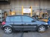 megane-lateral